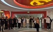 色片
举行新发展预备党员宣誓仪式