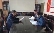 【本科教育教学审核评估】江光亮副校长莅临色片
检查指导本科教育教学评估工作